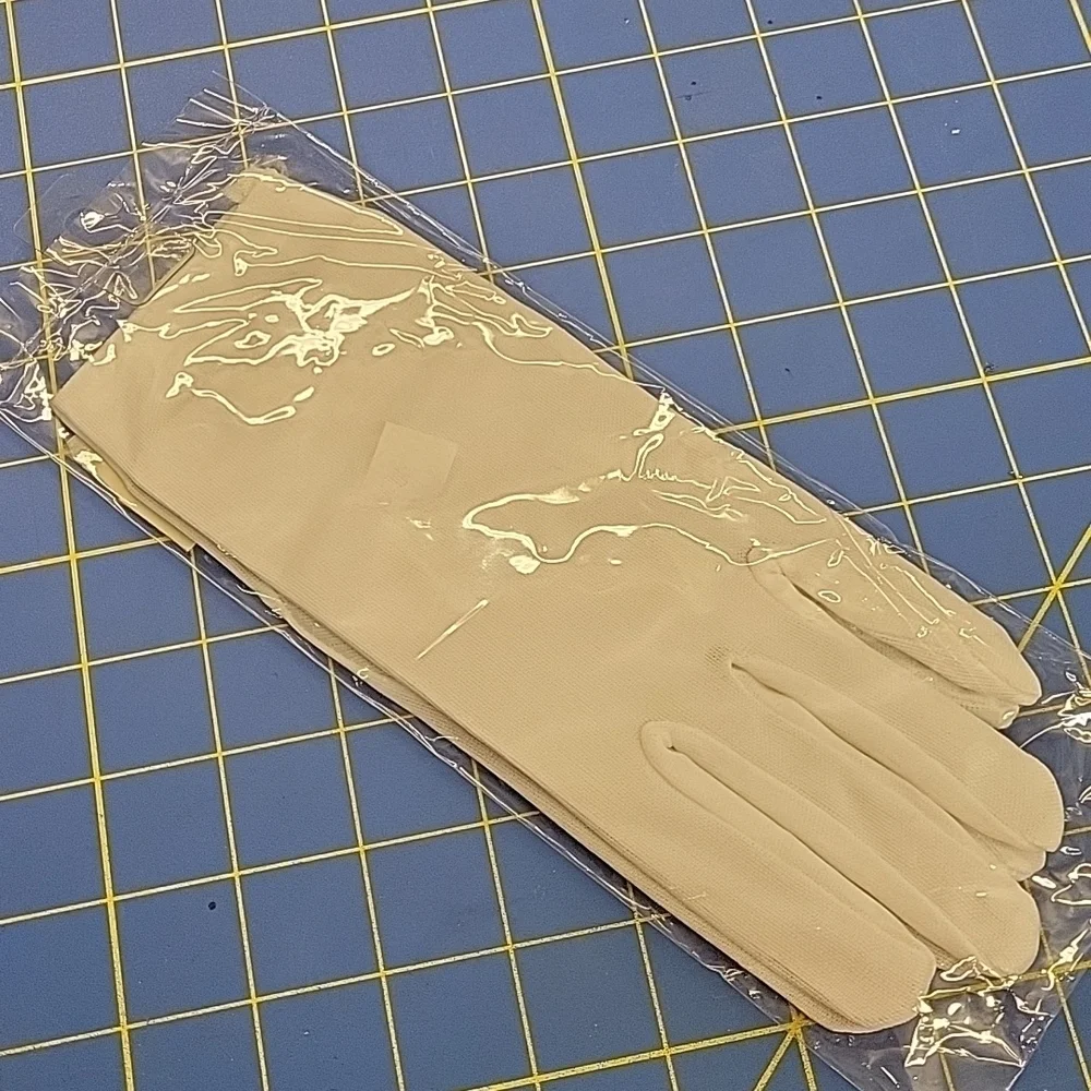 White Gloves Brand New One Size